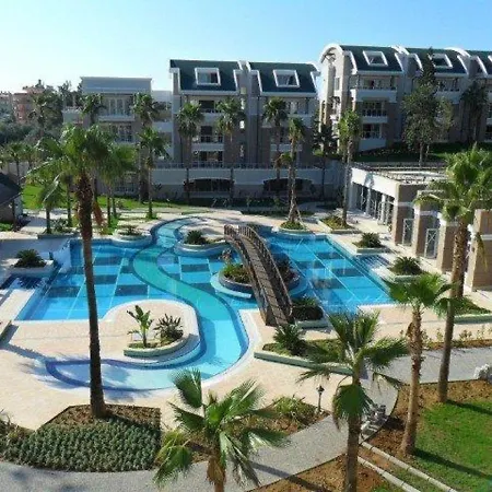 Spacious Luxury Living On Magnificent Gated Tropicana , Overlooks The Comm * Side