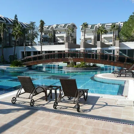 아파트 Spacious Luxury Living On Magnificent Gated Tropicana , Overlooks The Comm 시데